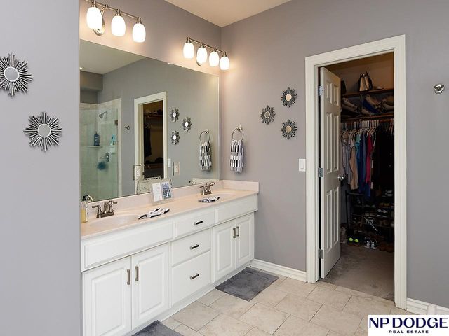 7160 N 122 Avenue, Omaha, NE 68142