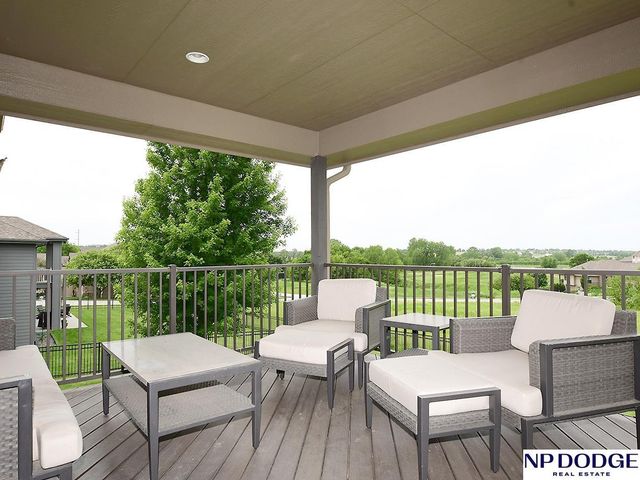 7160 N 122 Avenue, Omaha, NE 68142