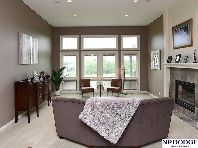 7160 N 122 Avenue, Omaha, NE 68142