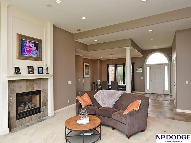 7160 N 122 Avenue, Omaha, NE 68142