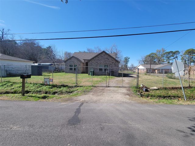 6303 Tuskegee Street, Houston, TX 77091