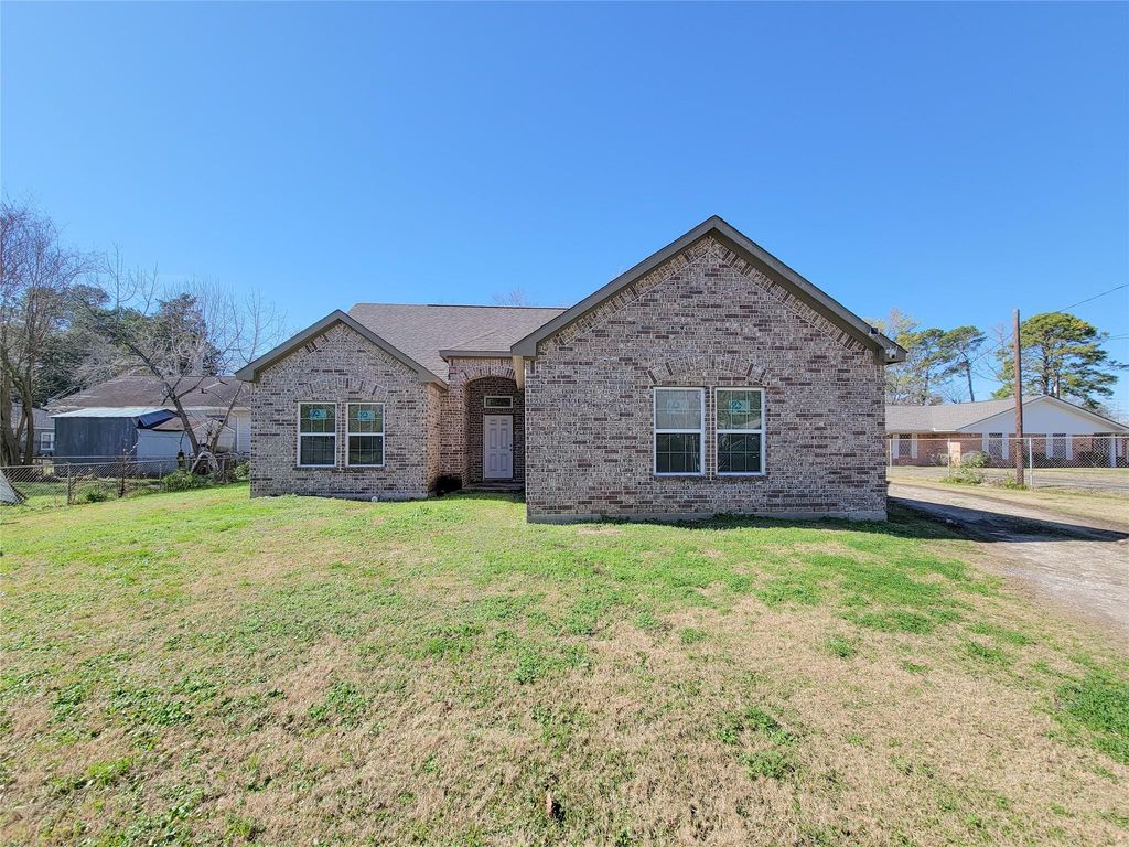 6303 Tuskegee Street, Houston, TX 77091