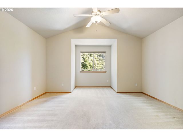 65 Se 88TH Ave, Portland, OR 97216