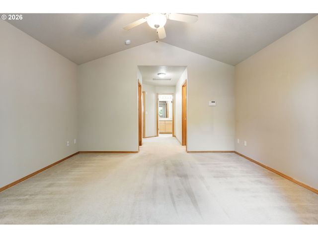 65 Se 88TH Ave, Portland, OR 97216