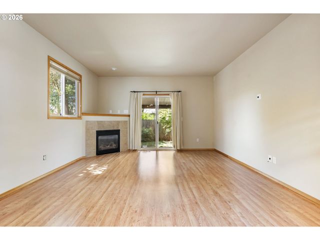 65 Se 88TH Ave, Portland, OR 97216