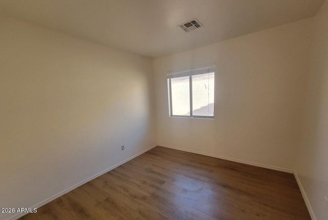 3133 W HUNTINGTON Drive, Phoenix, AZ 85041