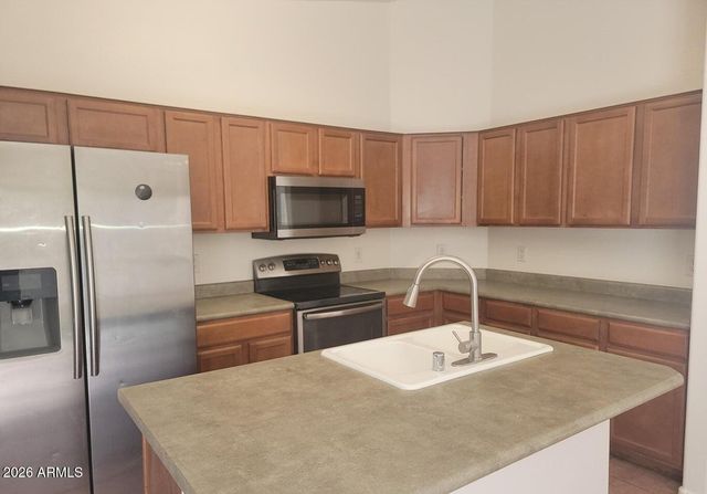 3133 W HUNTINGTON Drive, Phoenix, AZ 85041
