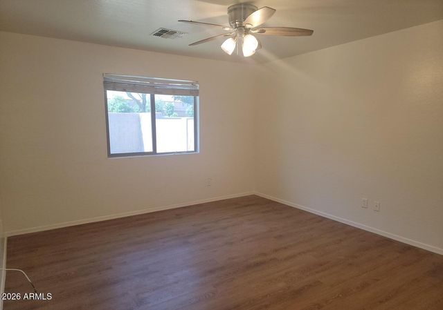 3133 W HUNTINGTON Drive, Phoenix, AZ 85041