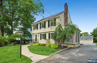 68 Linden Avenue, Verona, NJ 07044