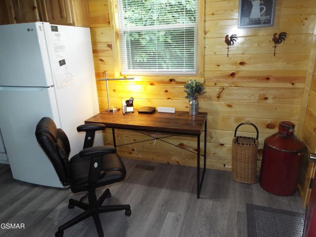 6018 Larkmoor Road, Cosby, TN 37722