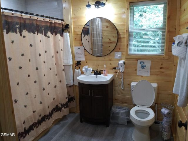 6018 Larkmoor Road, Cosby, TN 37722