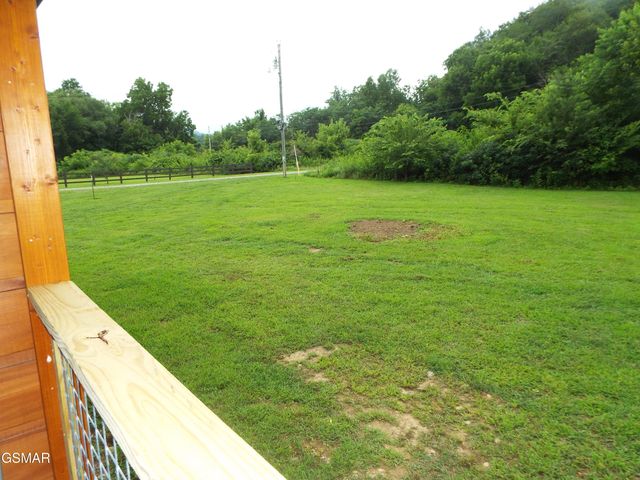 6018 Larkmoor Road, Cosby, TN 37722