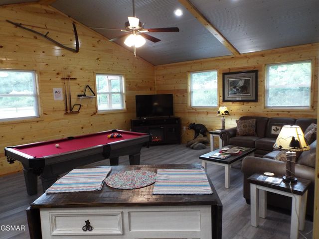 6018 Larkmoor Road, Cosby, TN 37722