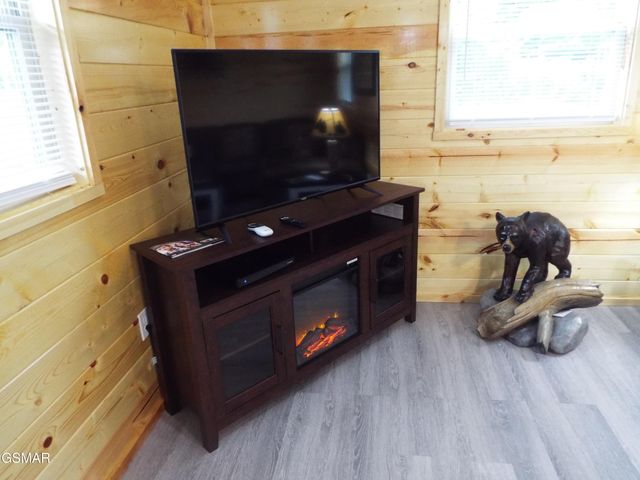 6018 Larkmoor Road, Cosby, TN 37722