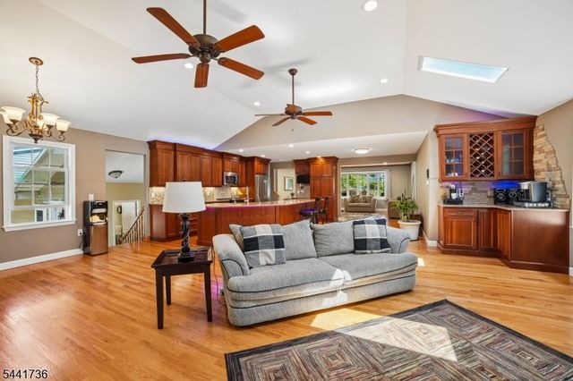 1 Emerson Dr, Livingston Twp., NJ 07039