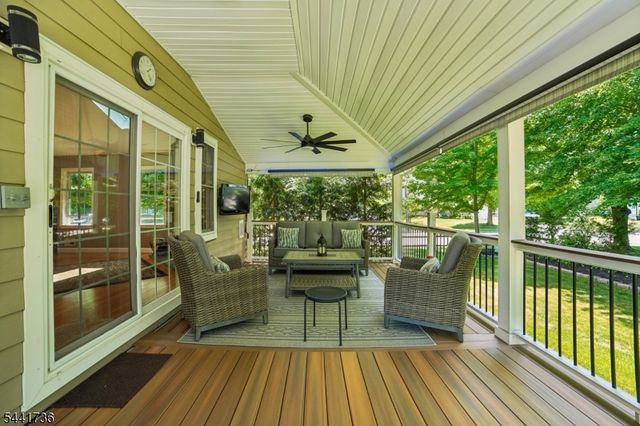1 Emerson Dr, Livingston Twp., NJ 07039