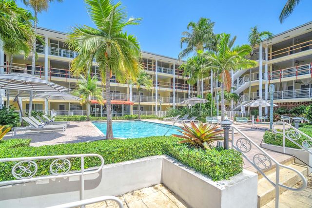 1015 Spanish River Road, Boca Raton, FL 33432