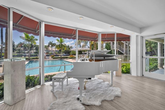 1015 Spanish River Road, Boca Raton, FL 33432