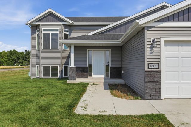 1202 Southview Drive SW, Glyndon, MN 56547