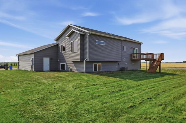 1202 Southview Drive SW, Glyndon, MN 56547