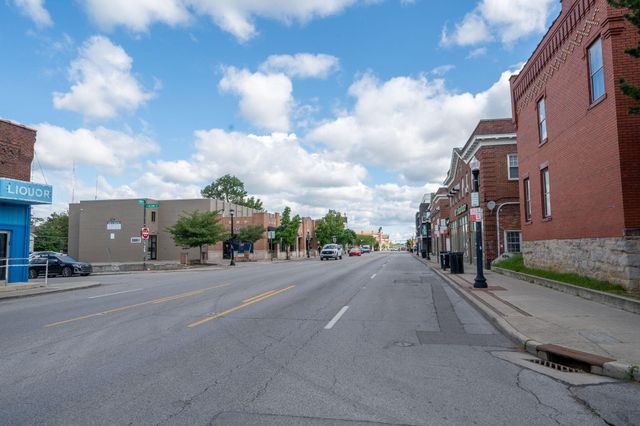 2 E Blake Avenue, Columbus, OH 43202