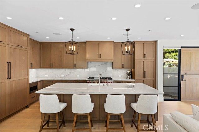 509 Carnation, Corona Del Mar (newport Beach), CA 92625