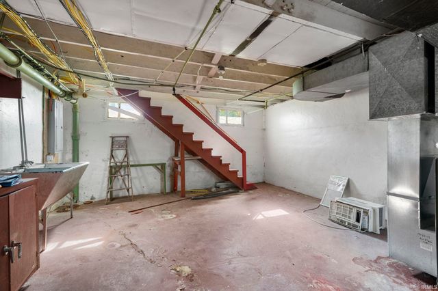 406 A&B Marion Street, Monticello, IN 47960