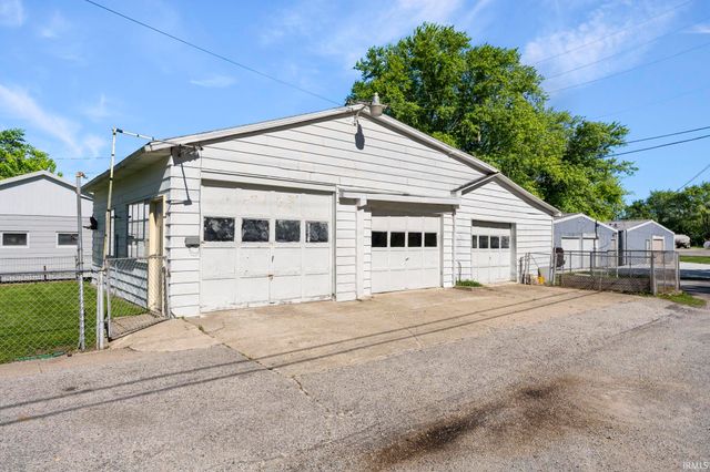 406 A&B Marion Street, Monticello, IN 47960