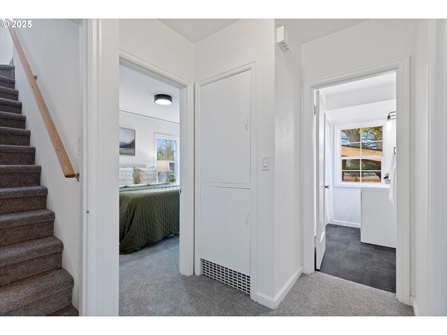 4830 Ne 60TH Ave, Portland, OR 97218