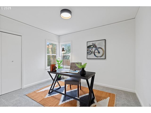 4830 Ne 60TH Ave, Portland, OR 97218