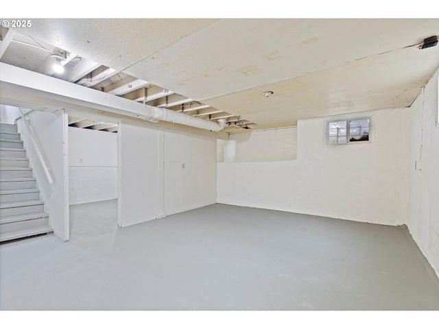 4830 Ne 60TH Ave, Portland, OR 97218