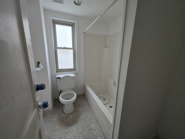 3624 S Paulina Street, Chicago, IL 60609
