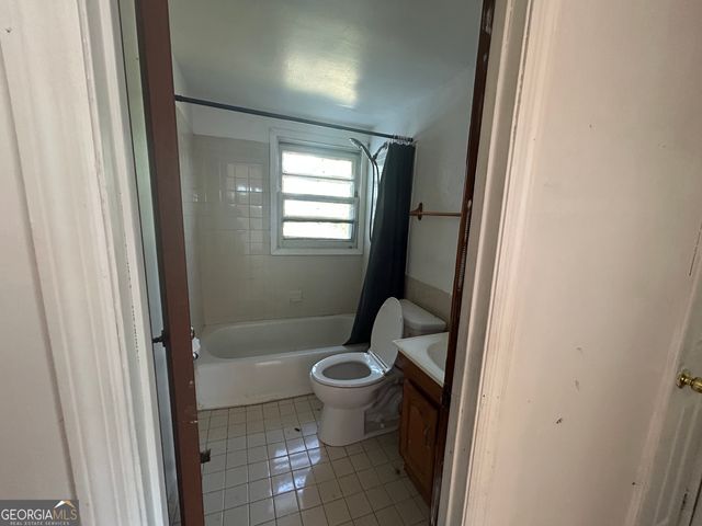 710 W 17th Avenue, Cordele, GA 31015