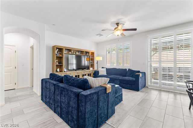 440 Calabria Beach Street, Henderson, NV 89015