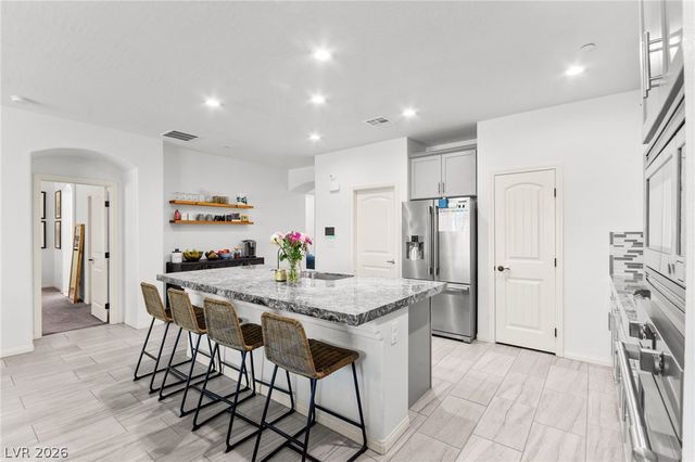 440 Calabria Beach Street, Henderson, NV 89015