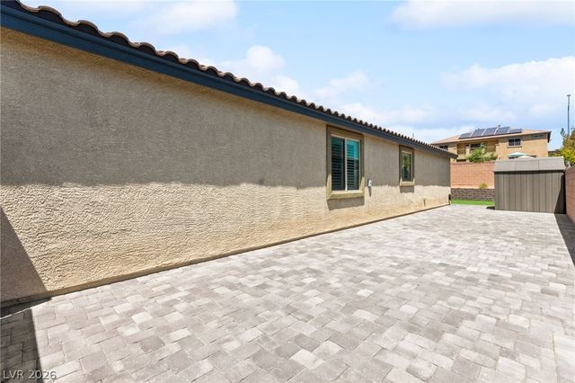 440 Calabria Beach Street, Henderson, NV 89015