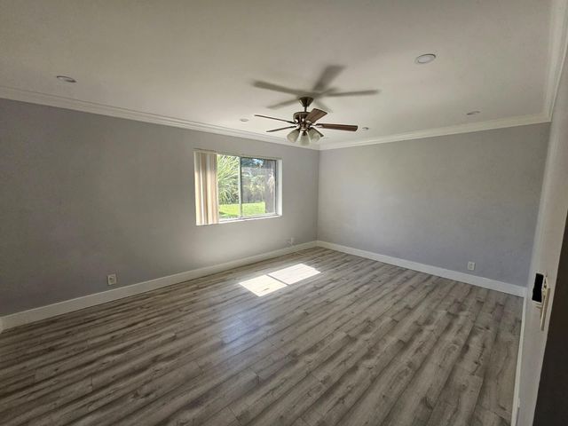 2148 Sherwood Forest Boulevard 4, West Palm Beach, FL 33415