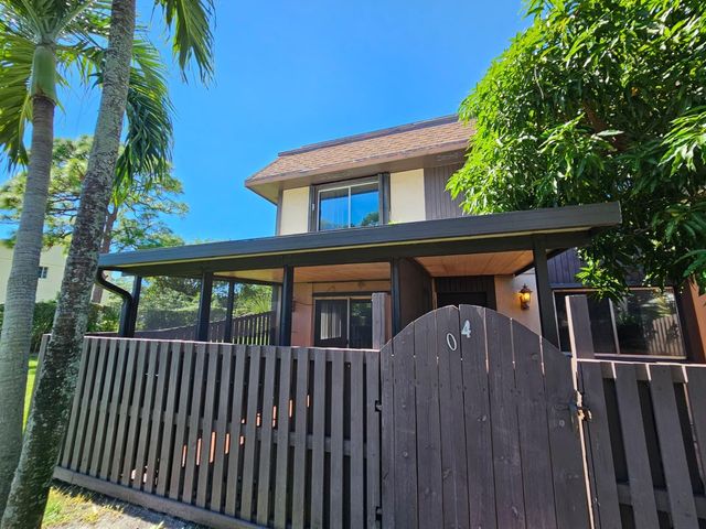 2148 Sherwood Forest Boulevard 4, West Palm Beach, FL 33415