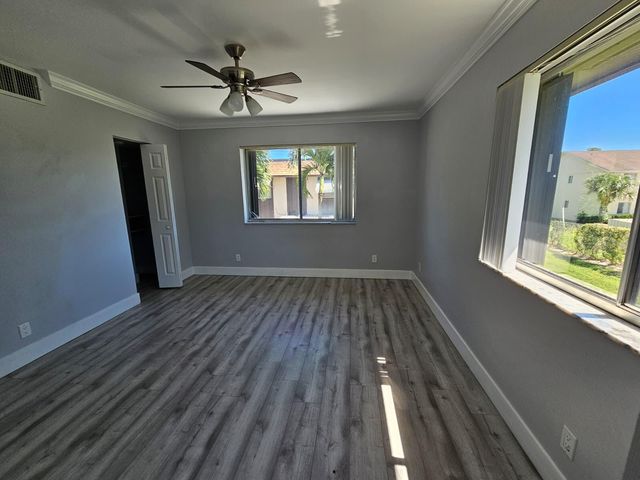 2148 Sherwood Forest Boulevard 4, West Palm Beach, FL 33415