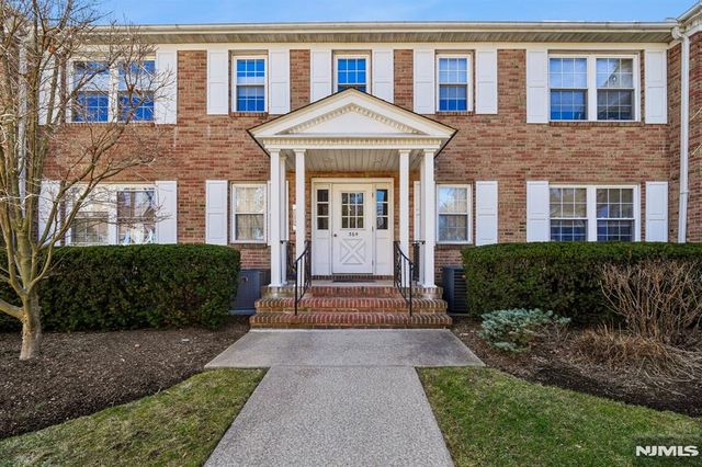 364 Ridgewood Avenue 3, Ridgewood, NJ 07450