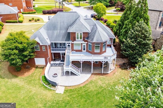210 Turnberry Circle, Carrollton, GA 30116