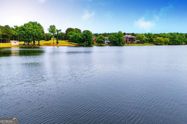 210 Turnberry Circle, Carrollton, GA 30116