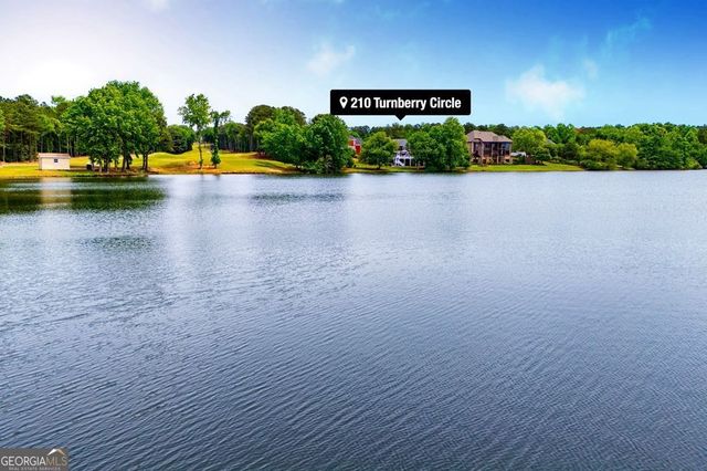 210 Turnberry Circle, Carrollton, GA 30116