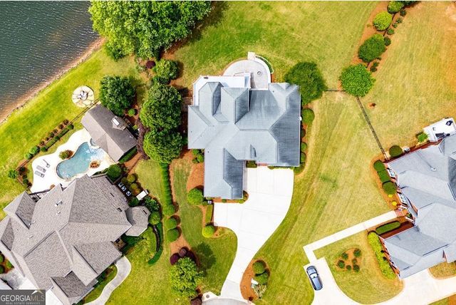 210 Turnberry Circle, Carrollton, GA 30116