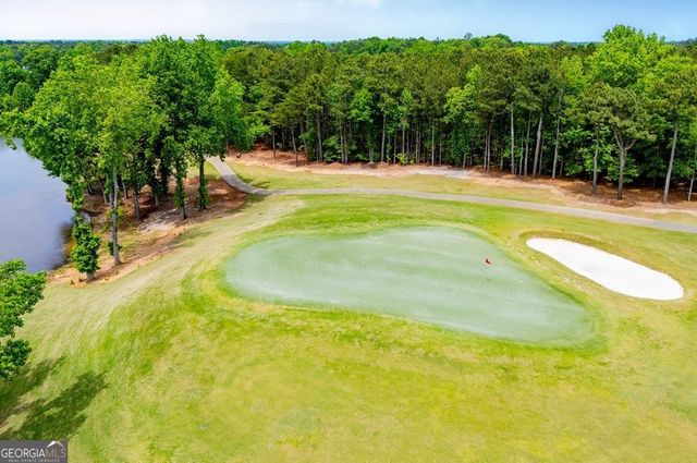 210 Turnberry Circle, Carrollton, GA 30116
