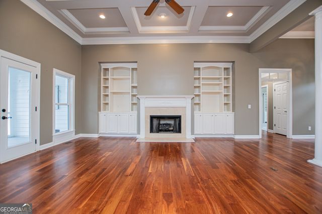 210 Turnberry Circle, Carrollton, GA 30116