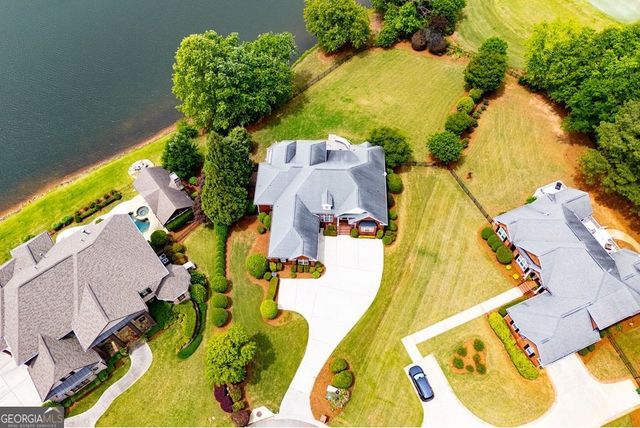 210 Turnberry Circle, Carrollton, GA 30116