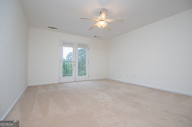 210 Turnberry Circle, Carrollton, GA 30116