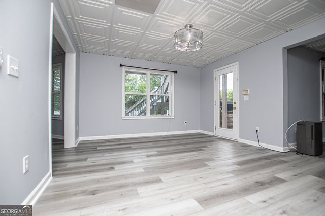 210 Turnberry Circle, Carrollton, GA 30116