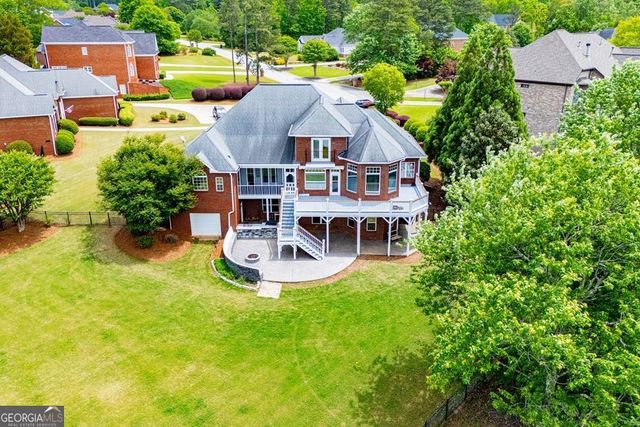 210 Turnberry Circle, Carrollton, GA 30116